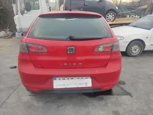 SEAT IBIZA (6L1) foto 6