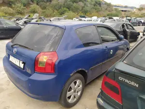 TOYOTA COROLLA (E12) foto 3