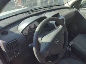 OPEL CORSA C foto 8