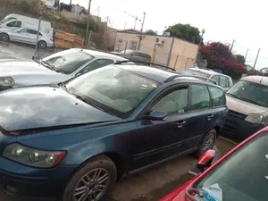VOLVO V50 FAMILIAR foto 3