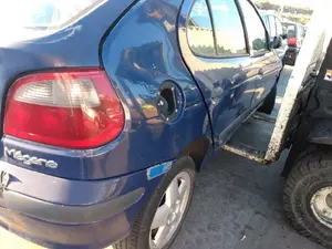 RENAULT MEGANE I BERL./ BERL. CON PORTÓN (BA0) foto 6