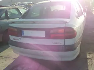 RENAULT LAGUNA (B56) foto 3