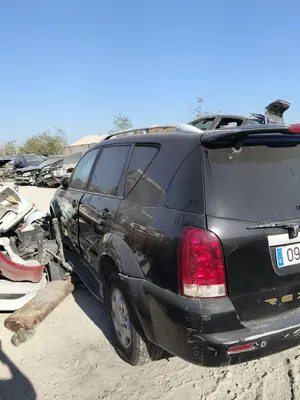 SSANGYONG REXTON foto 4