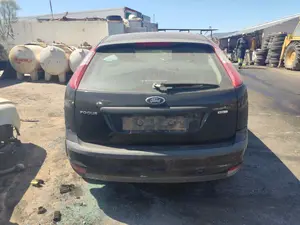 FORD FOCUS BERLINA (CAP) foto 5