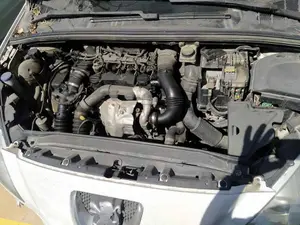 PEUGEOT 308 foto 3