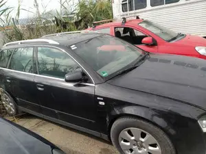 AUDI A4 BERLINA (8E) foto 3