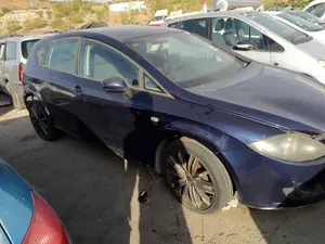 SEAT LEON (1P1) foto 2