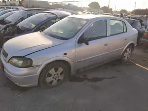 OPEL ASTRA G BERLINA foto 5