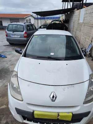 RENAULT CLIO III foto 8