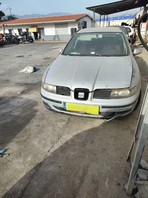 SEAT LEON (1M1) foto 1
