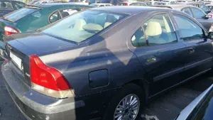 VOLVO S60 BERLINA foto 2