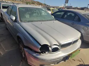 JAGUAR X-TYPE foto 3