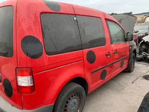 VOLKSWAGEN CADDY (2K)(02.2004) foto 2