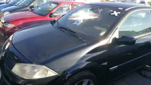 RENAULT MEGANE II BERLINA 3P foto 3