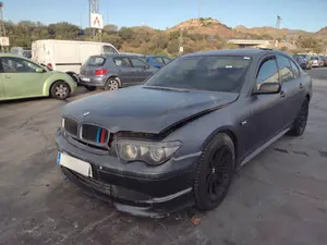 BMW SERIE 7 (E65/E66) foto 8