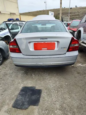 VOLVO S80 BERLINA foto 1