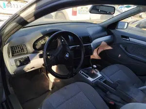 BMW SERIE 3 BERLINA (E46) foto 4