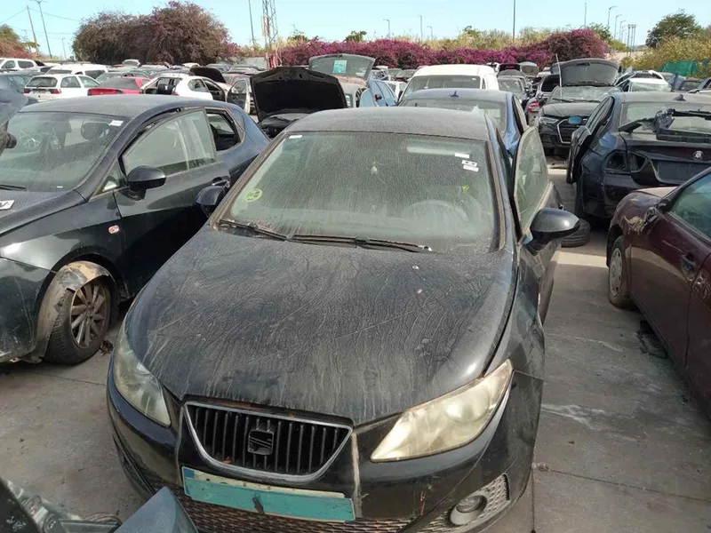 SEAT IBIZA BERLINA (6J5)