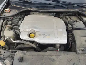 RENAULT LAGUNA III BERLINA foto 6
