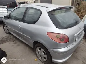 PEUGEOT 206 foto 1