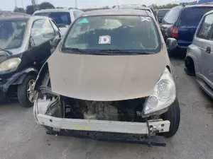 NISSAN NOTE (E11E) foto 1