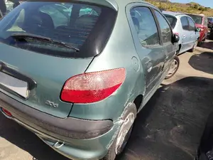 PEUGEOT 206 foto 4