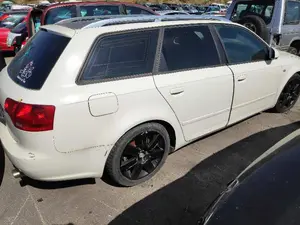 AUDI A4 AVANT (8E) foto 7