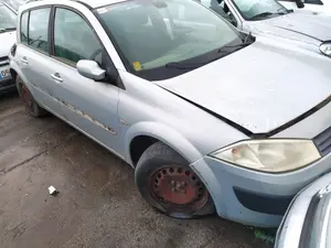 RENAULT MEGANE II BERLINA 5P foto 5