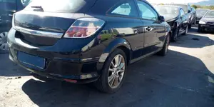 OPEL ASTRA H BERLINA foto 8