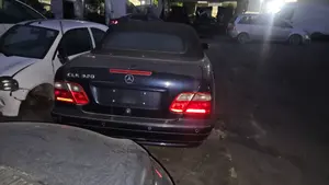 MERCEDES-BENZ CLK (BM 208) CABRIO foto 7