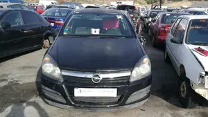OPEL ASTRA H BERLINA foto 1
