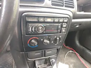 OPEL VECTRA B BERLINA foto 5