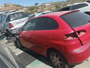SEAT IBIZA (6L1) foto 2