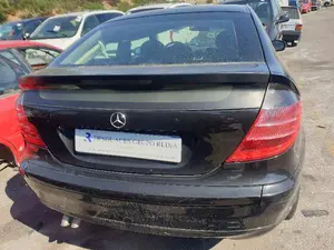 MERCEDES-BENZ CLASE C (BM 203) SPORTCOUPE foto 4