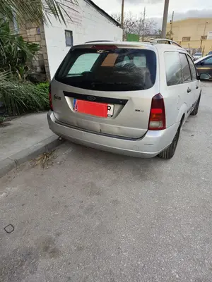 FORD FOCUS FAMILIAR (CAK) foto 3