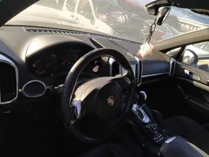 PORSCHE CAYENNE (TIPO 92A) foto 6