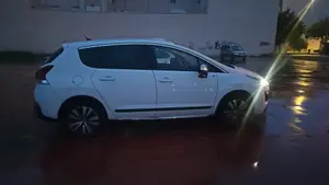 PEUGEOT 3008 foto 3