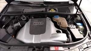 AUDI A6 AVANT (4B5) foto 44