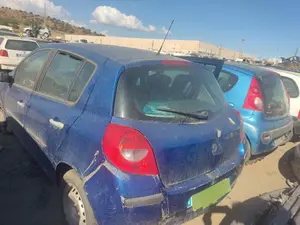 RENAULT CLIO III foto 8