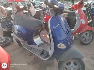 PIAGGIO (VESPA) VESPA ET 2 foto 2
