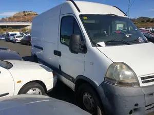 NISSAN INTERSTAR (X70) foto 2
