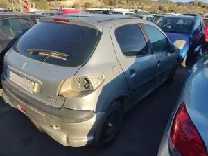 PEUGEOT 206 foto 4