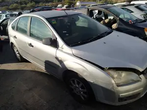 FORD FOCUS BERLINA (CAP) foto 5