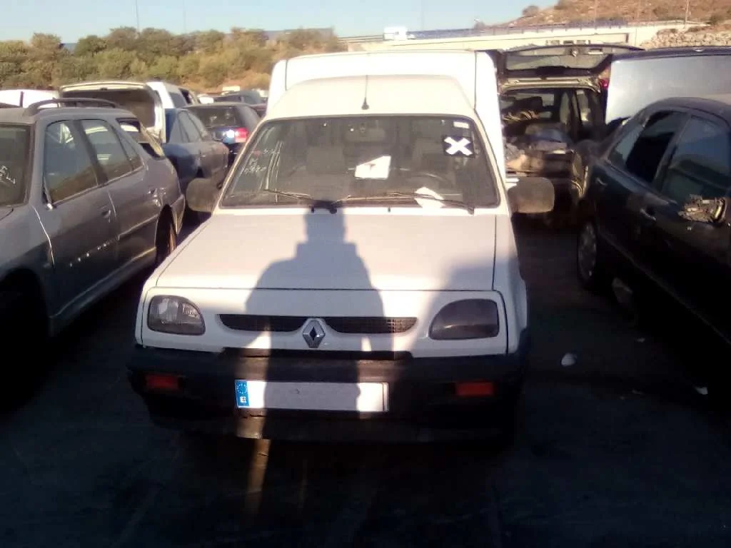 RENAULT RAPID /EXPRESS (F40)