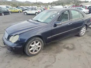 MERCEDES-BENZ CLASE C (BM 203) BERLINA foto 2