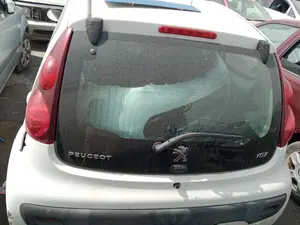 PEUGEOT 107 foto 6