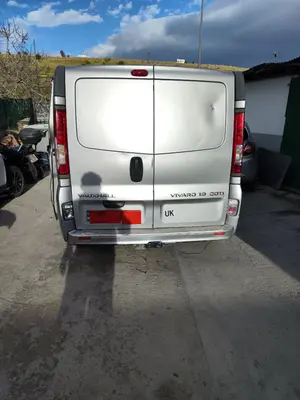 OPEL VIVARO FURGÓN/COMBI foto 4