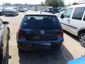 VOLKSWAGEN GOLF IV BERLINA (1J1)(10.1997) foto 5