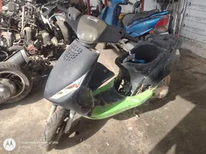 PIAGGIO (VESPA) ZIP foto 1