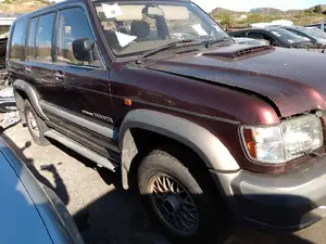 ISUZU TROOPER foto 8